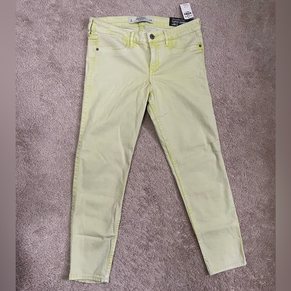 New with tags Abercrombie and Fitch Neon Yellow/Green Super Skinny Ankle Jeans - Picture 3 of 6